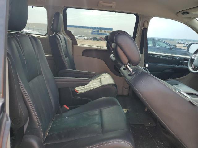 2016 CHRYSLER TOWN & COU 2C4RC1BG8GR306023
