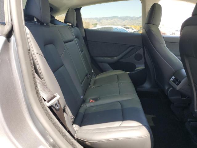 2025 TESLA MODEL Y 7SAYGDEF9SF272833