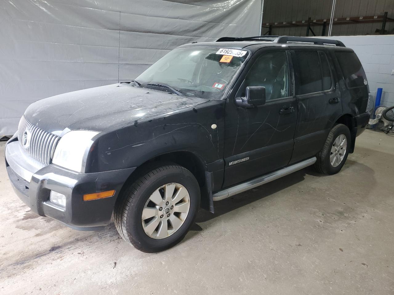 MERCURY MOUNTAINEER LUXURY