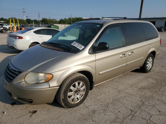 CHRYSLER TOWN & COU 2005 tan  gas 2C4GP54L45R494453 photo #1