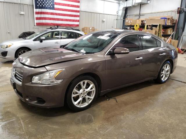 NISSAN MAXIMA S