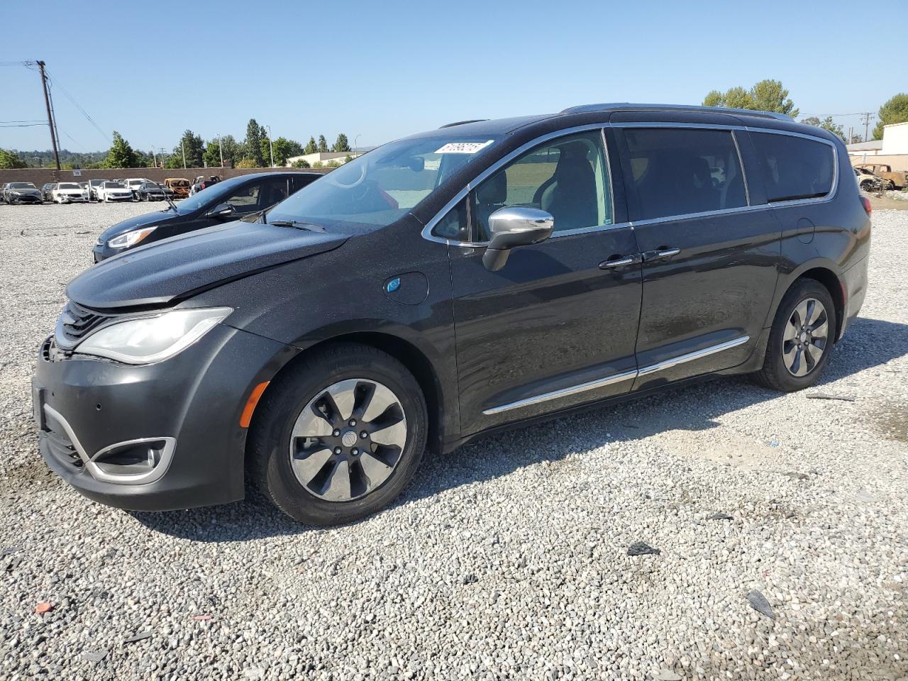 CHRYSLER PACIFICA HYBRID LIMITED