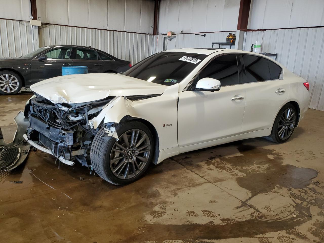 INFINITI Q50 RED SPORT 400
