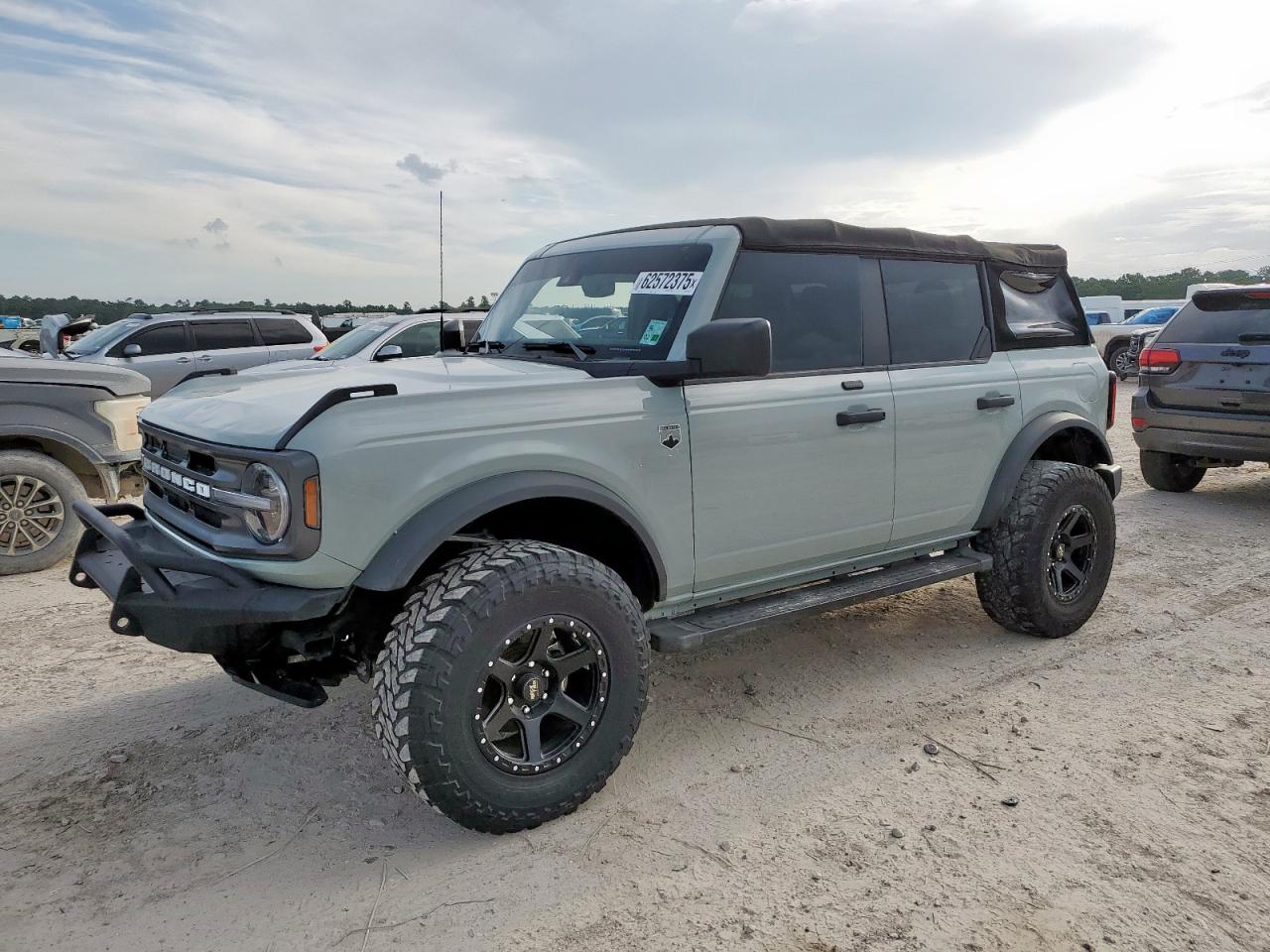 FORD BRONCO BASE