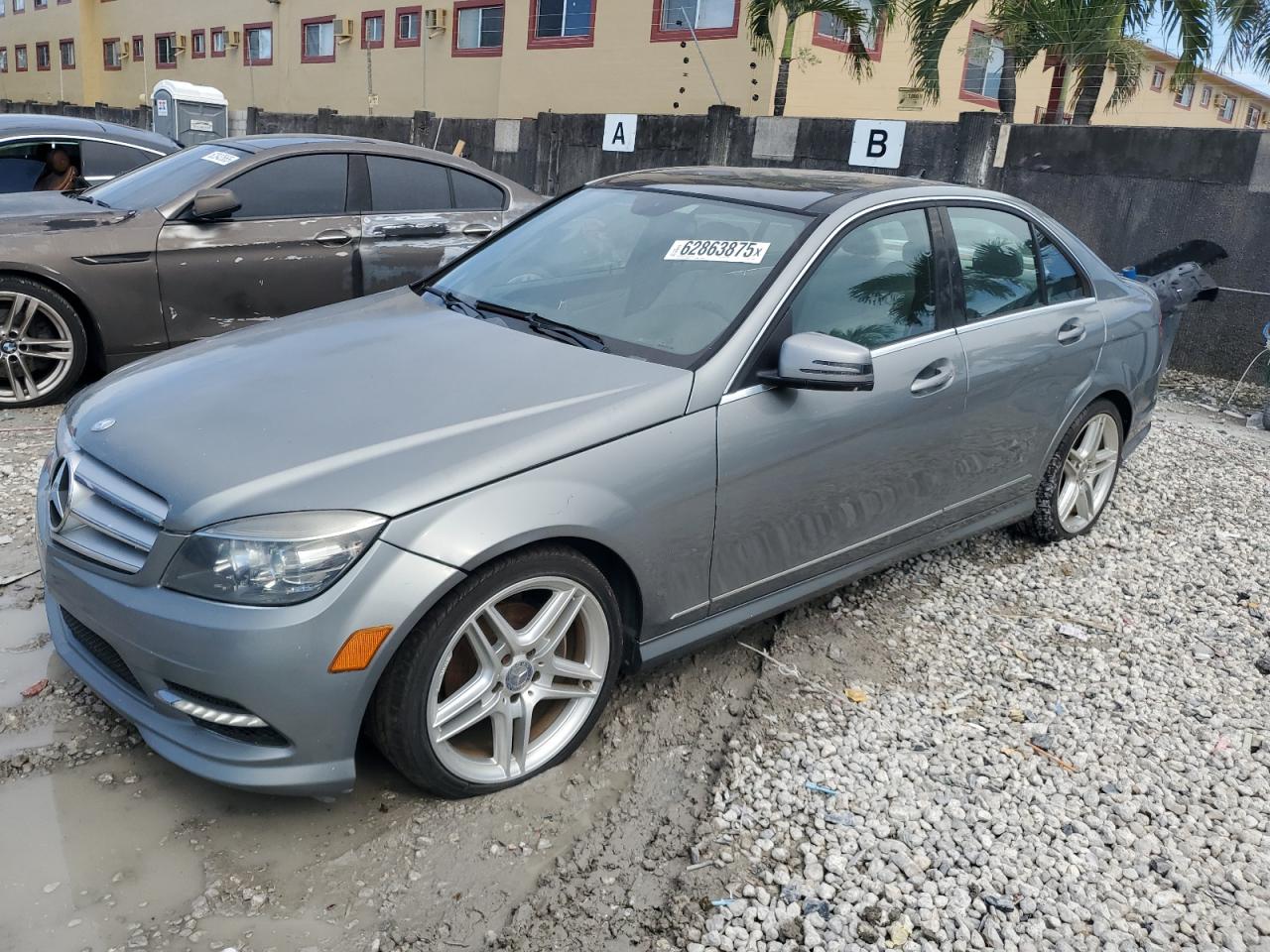 MERCEDES-BENZ C-CLASS 300