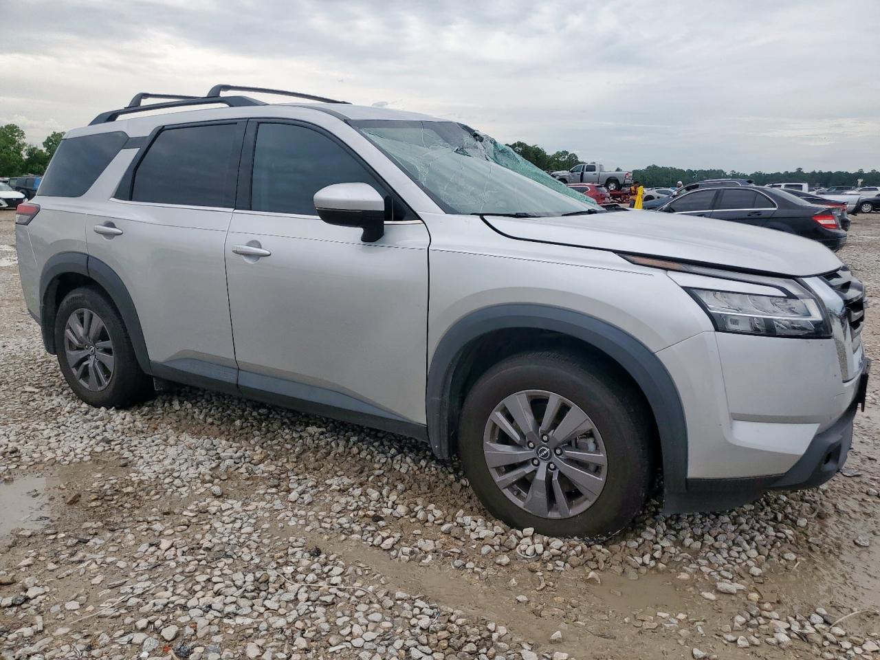 NISSAN PATHFINDER SV