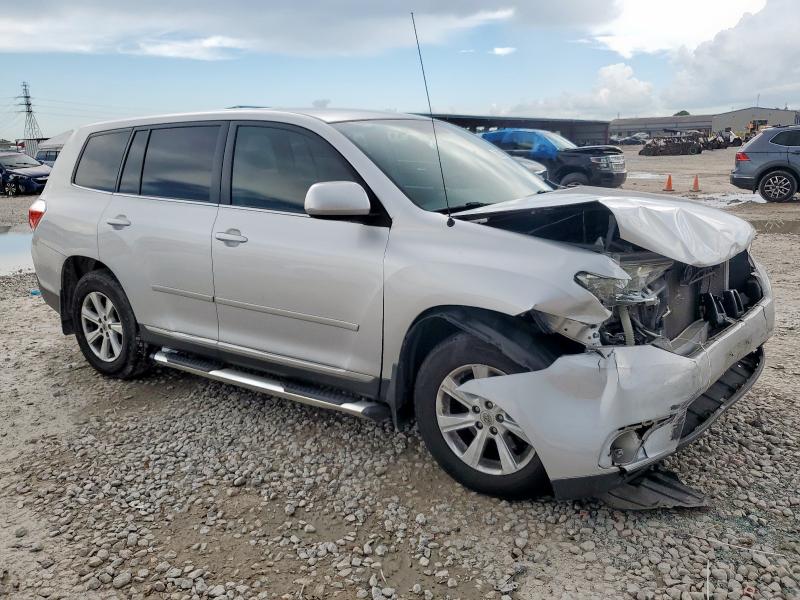 Vin: 5tdzk3eh3bs048934, lot: 62937575, toyota highlander base 20114