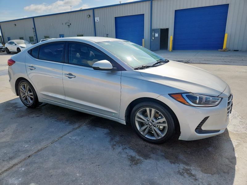 Vin: 5npd84lf3hh212780, lot: 62743955, hyundai elantra se 20174