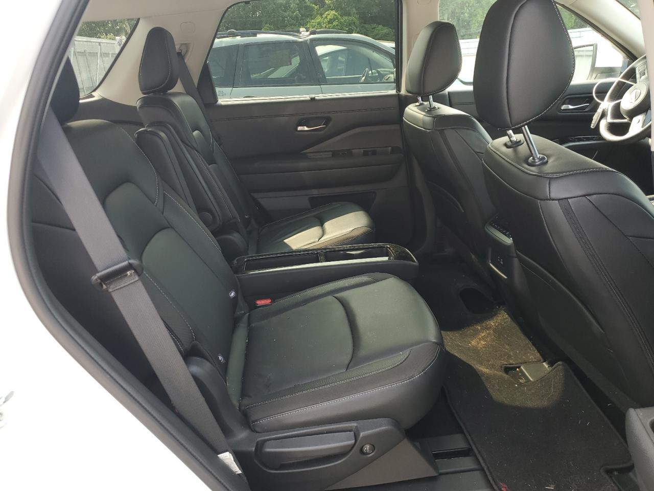 Nissan Pathfinder 2024