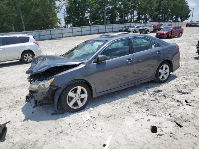TOYOTA CAMRY BASE