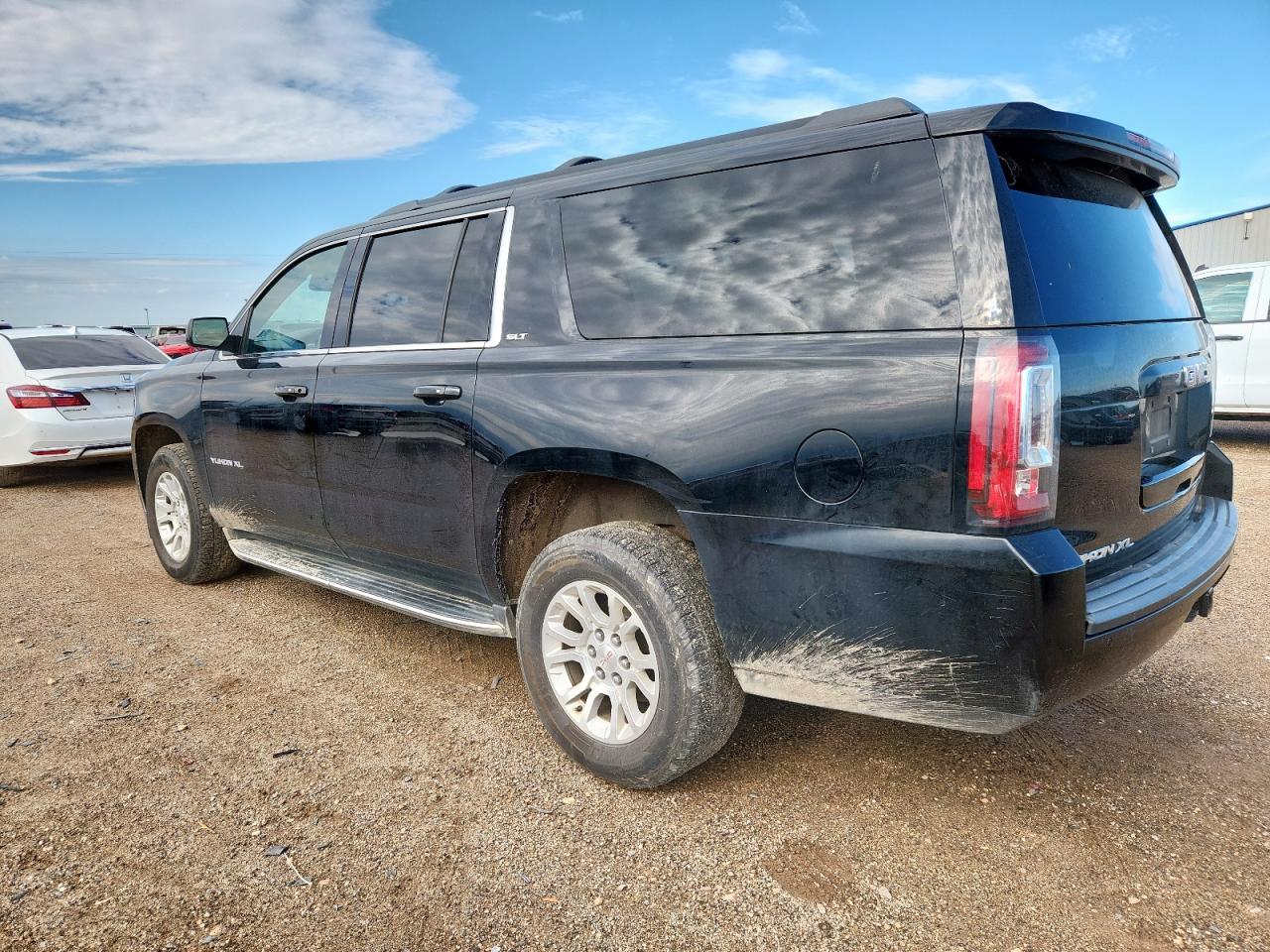 GMC YUKON K1500 SLT