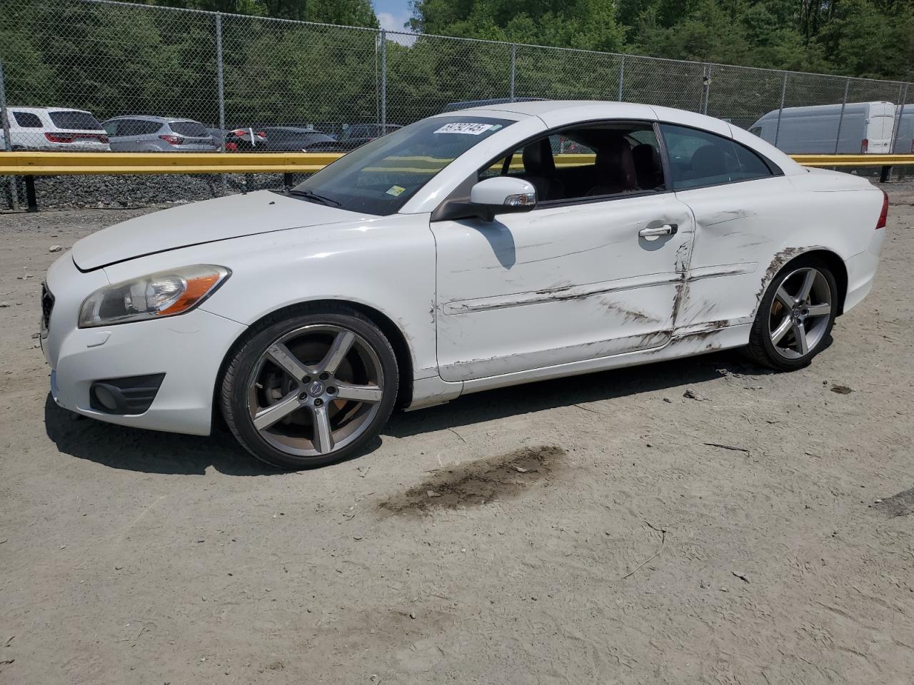 VOLVO C70 T5