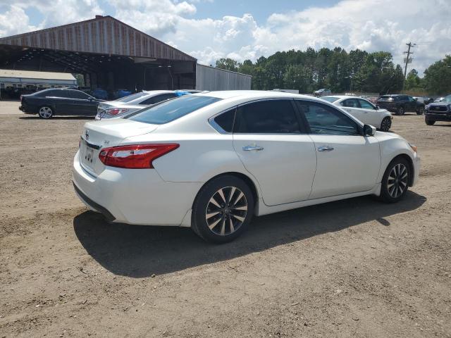 Vin: 1n4al3ap7hc127787, lot: 62484975, nissan altima 2.5 20173