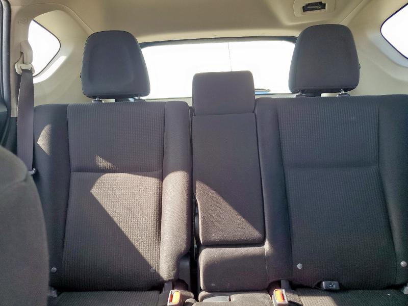 2016 TOYOTA RAV4 LE - JTMZFREVXGJ098537