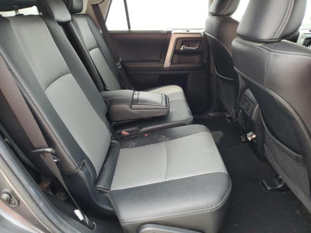 2018 TOYOTA 4RUNNER SR - JTEBU5JR6J5573119