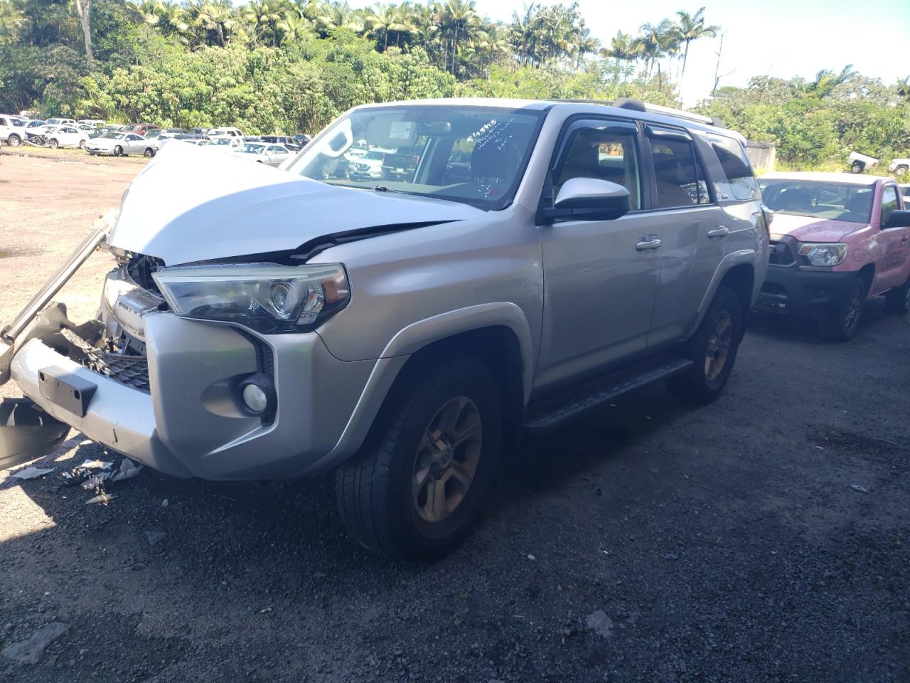 TOYOTA 4RUNNER SR5/SR5 PREMIUM