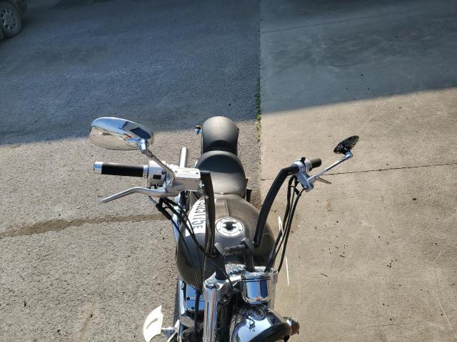 2004 VICTORY MOTORCYCLES VEGAS 5VPGB16D343001075