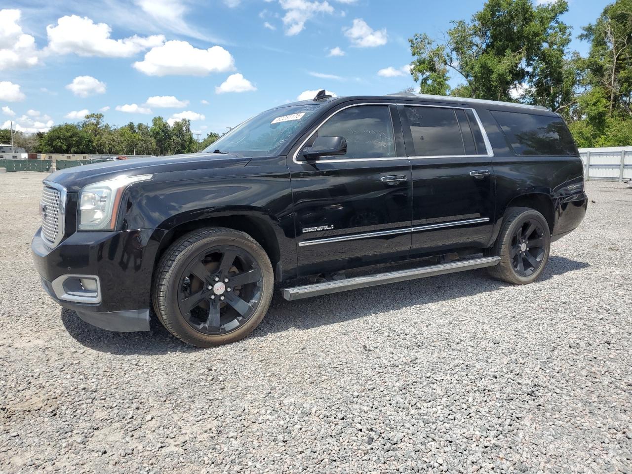 GMC YUKON DENALI