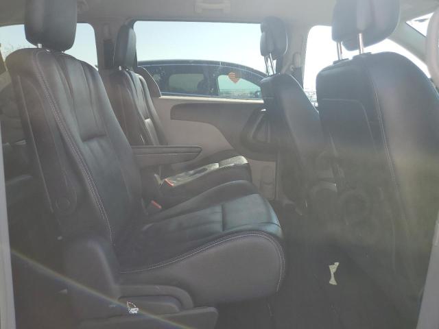 2014 CHRYSLER TOWN & COU - 2C4RC1BG1ER437758