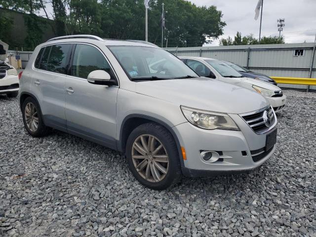 Vin: wvgbv7ax0aw531742, lot: 60647105, volkswagen tiguan se 20104