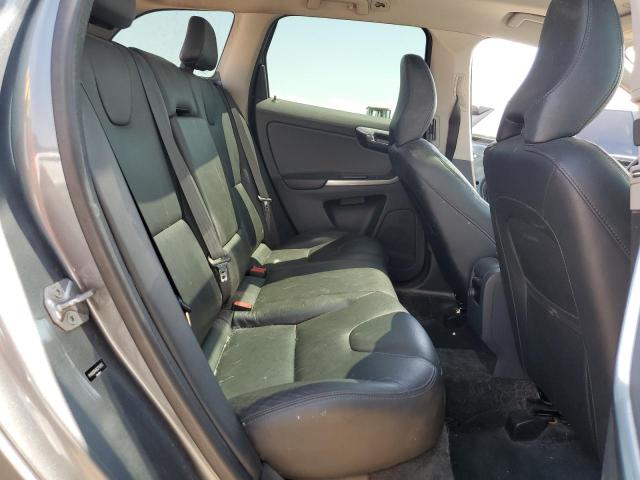 2016 VOLVO XC60 T6 PR YV4902RK8G2782955