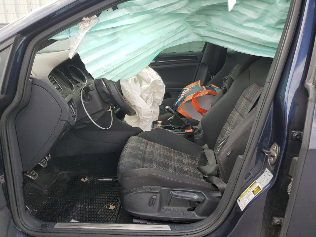 VOLKSWAGEN GOLF GTI S/SE