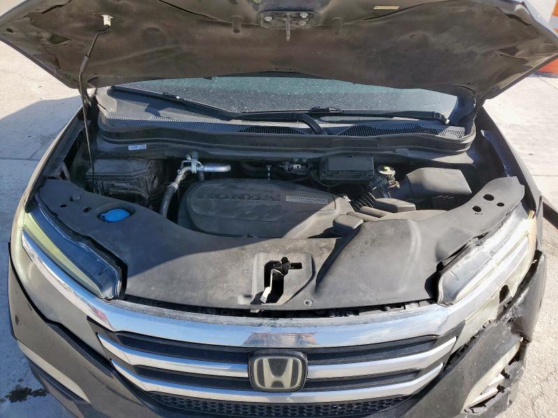 2016 HONDA PILOT TOUR - 5FNYF6H94GB055991