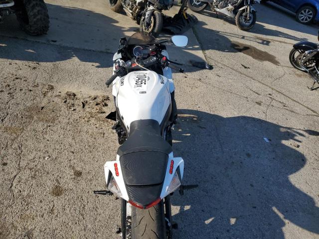 2025 SUZUKI GSX-R600 - JS1GN7FA3S7100865