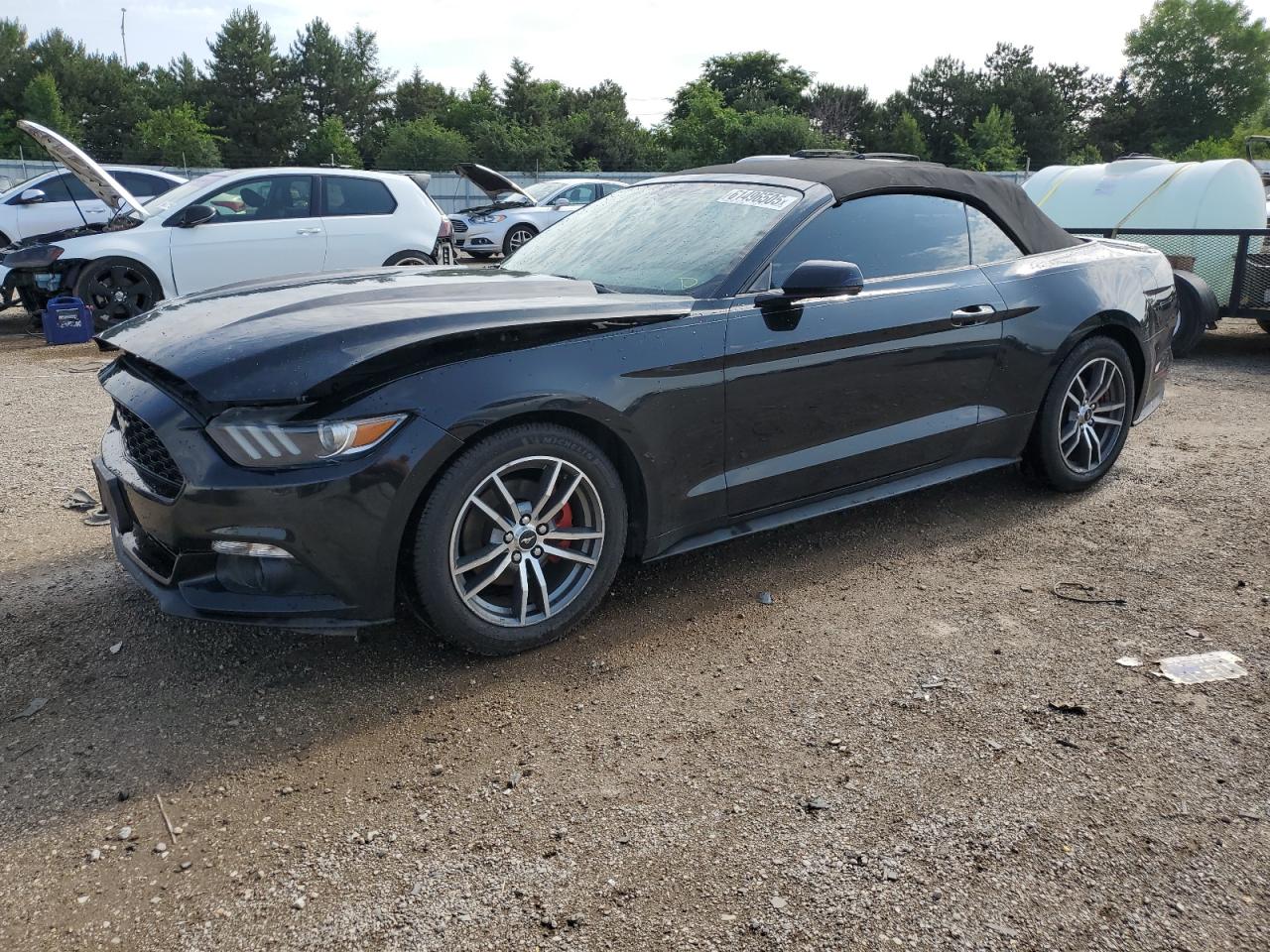 FORD MUSTANG