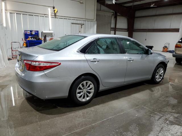Vin: 4t4bf1fk7fr482698, lot: 59489605, toyota camry le 20153