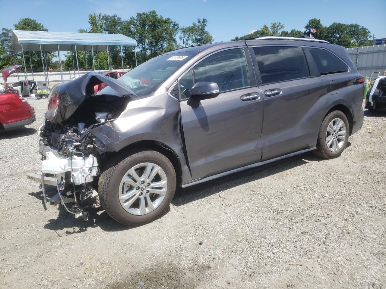 TOYOTA SIENNA LIMITED