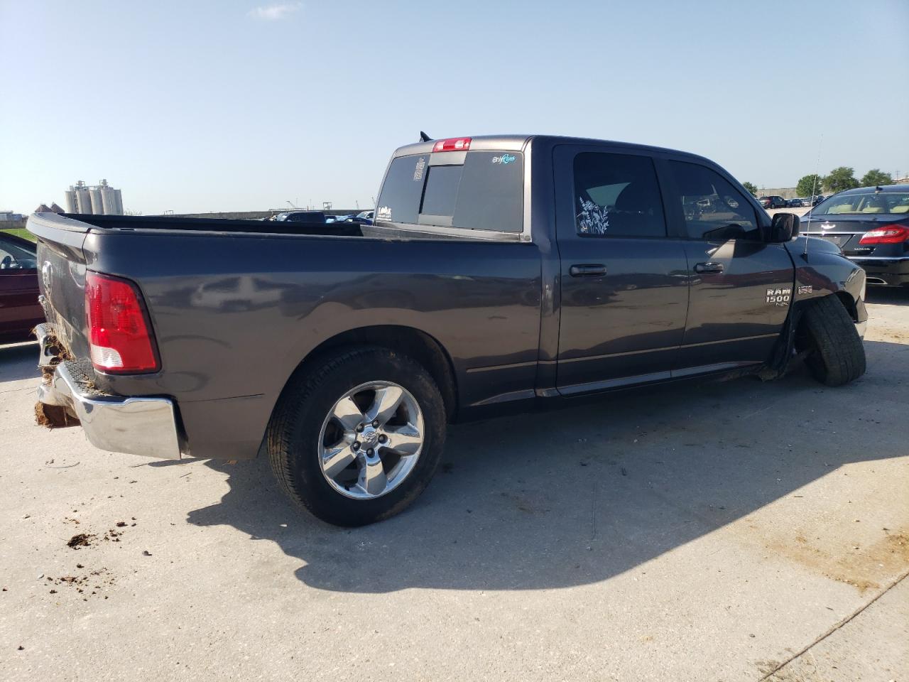 RAM 1500 SLT