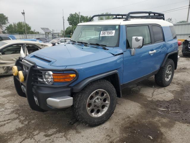 TOYOTA FJ CRUISER