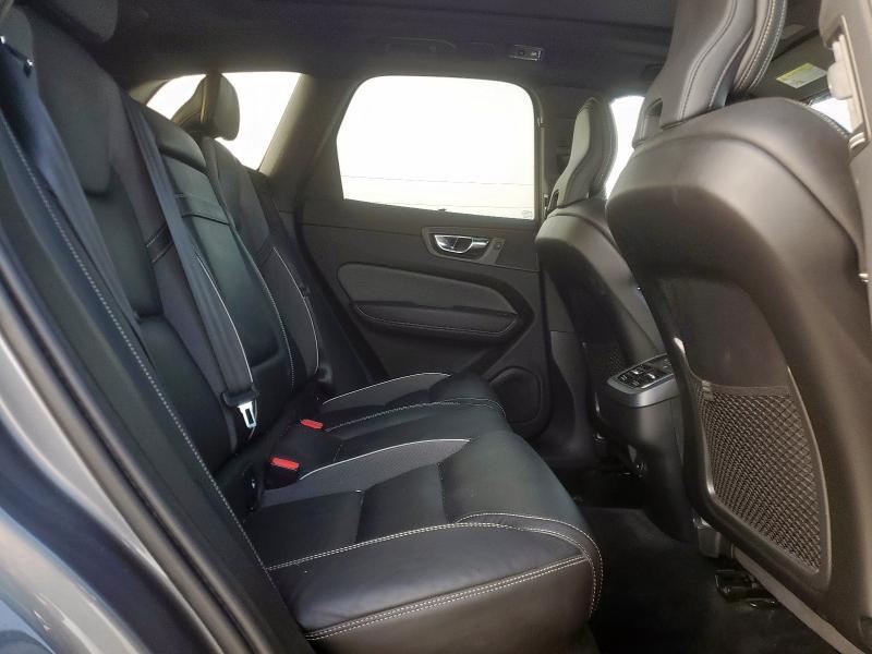 2021 VOLVO XC60 T6 R- YV4A22RMXM1732763