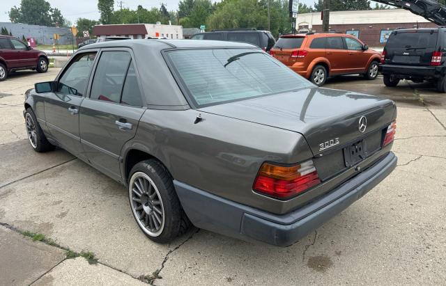 Vin: wdbea30d2kb022367, lot: 60087495, mercedes-benz 300-class e 19893