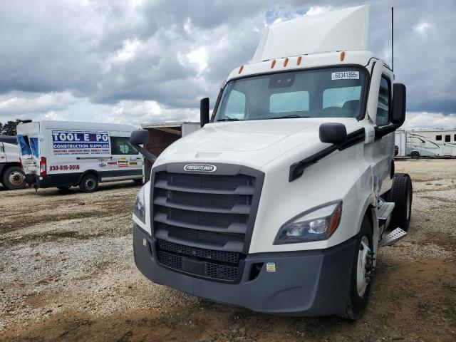 FREIGHTLINER CASCADIA 1 2024 white  diesel 3AKJHLDVXRDUU9283 photo #3