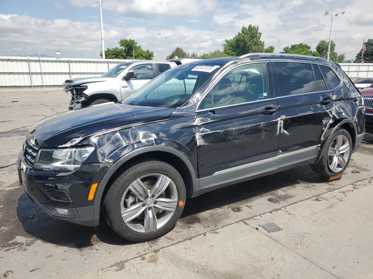 VOLKSWAGEN TIGUAN SE