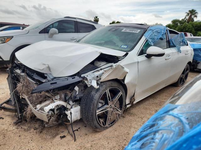 Global Auto Auctions: 2022 MERCEDES-BENZ A 220