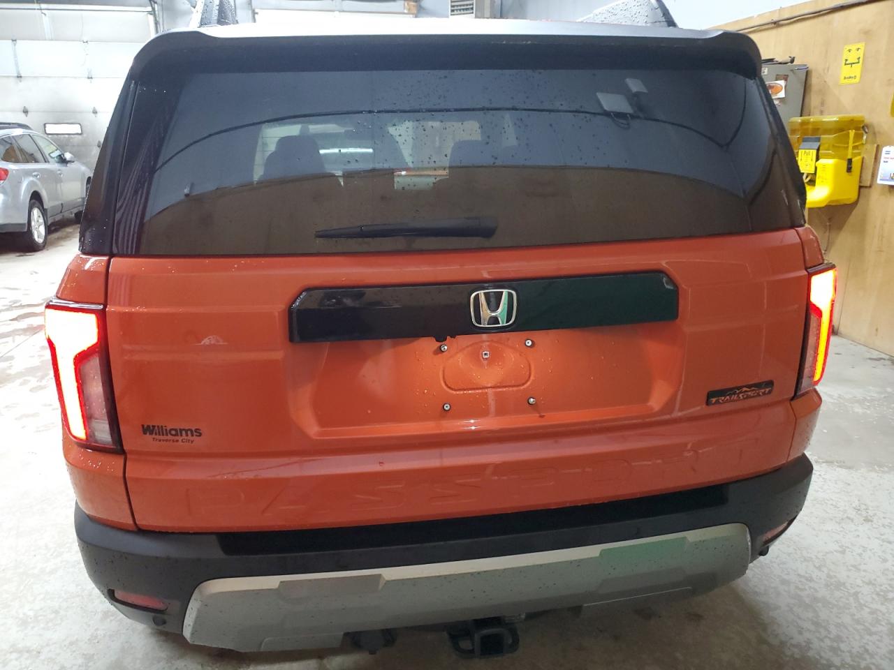 HONDA PASSPORT TRAIL SPORT