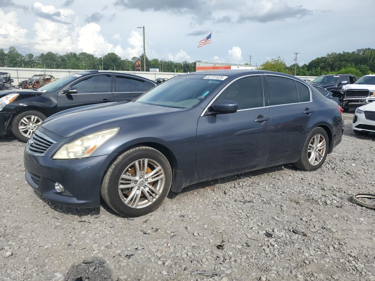 INFINITI G37 BASE