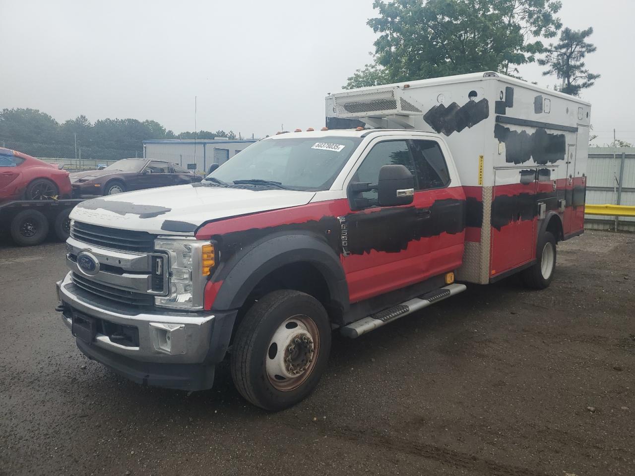 FORD F-550 SUPER DUTY