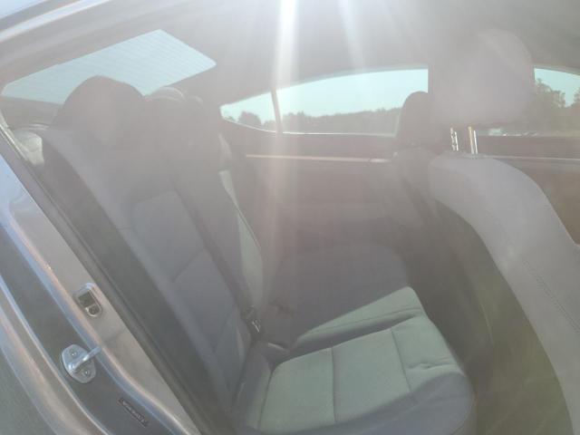 2019 HYUNDAI ELANTRA SE - 5NPD84LF8KH426736