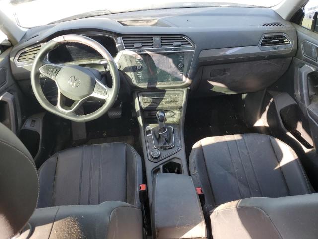 2022 VOLKSWAGEN TIGUAN SE - 3VV2B7AX2NM060360
