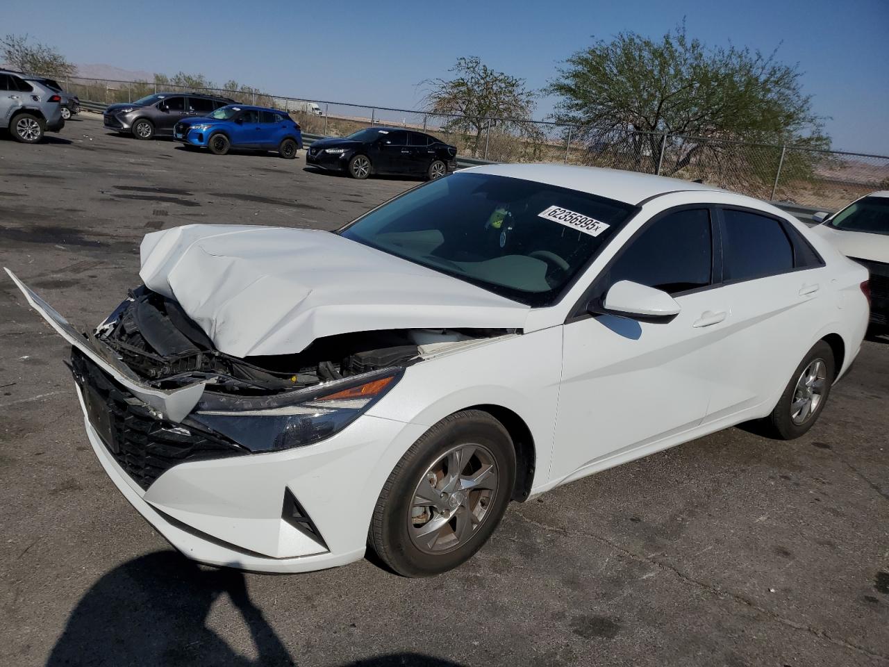 HYUNDAI ELANTRA SE