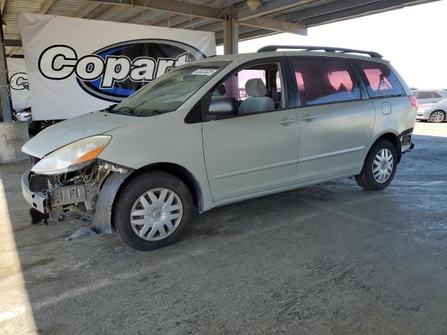 TOYOTA SIENNA CE