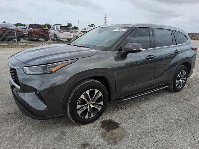 5tdgzrah3ns134857 - 2022 Toyota highlander xle - #undefined