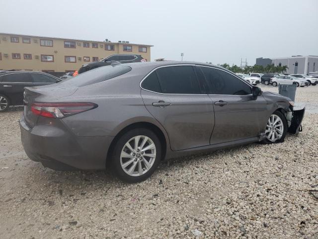 Vin: 4t1r11ak7mu452144, lot: 59329655, toyota camry le 20213
