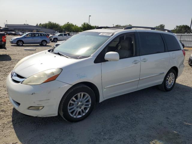 TOYOTA SIENNA XLE 2010 white  gas 5TDYK4CC7AS292156 photo #1