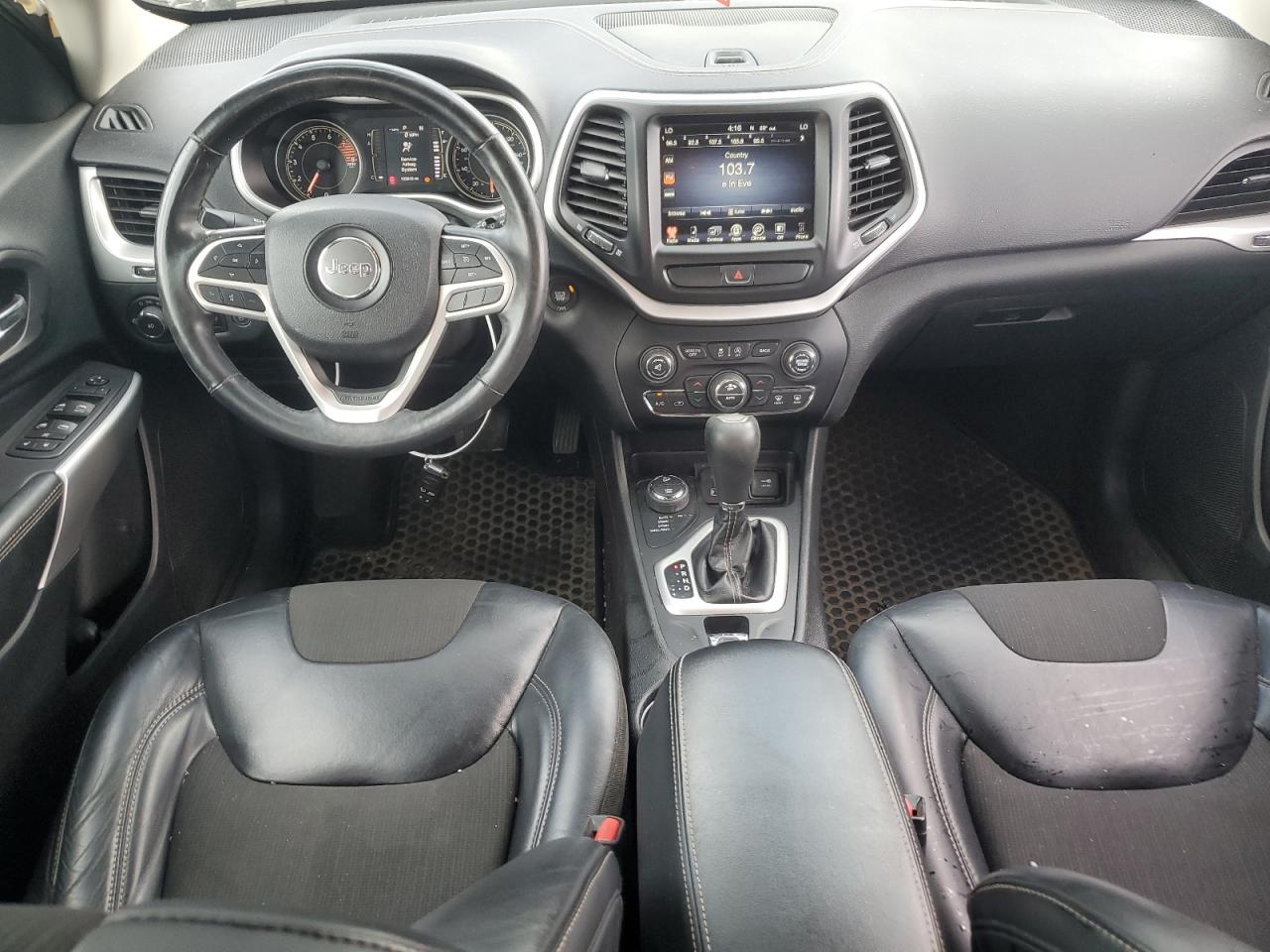 JEEP GRAND CHEROKEE LATITUDE PLUS