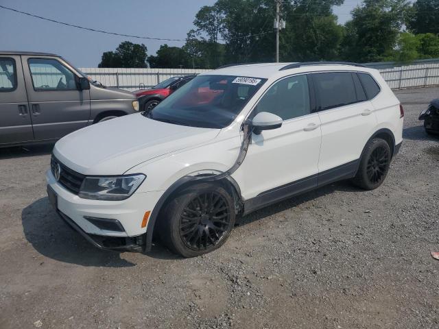 VOLKSWAGEN TIGUAN SE